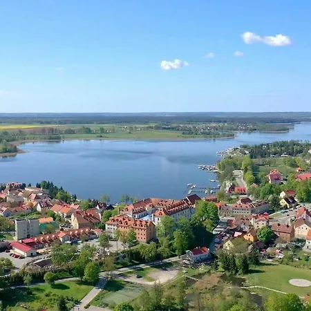 Semesterbostad Mazury Max Nad Jeziorem W Rynie Ryn (Warmian-Masurian)